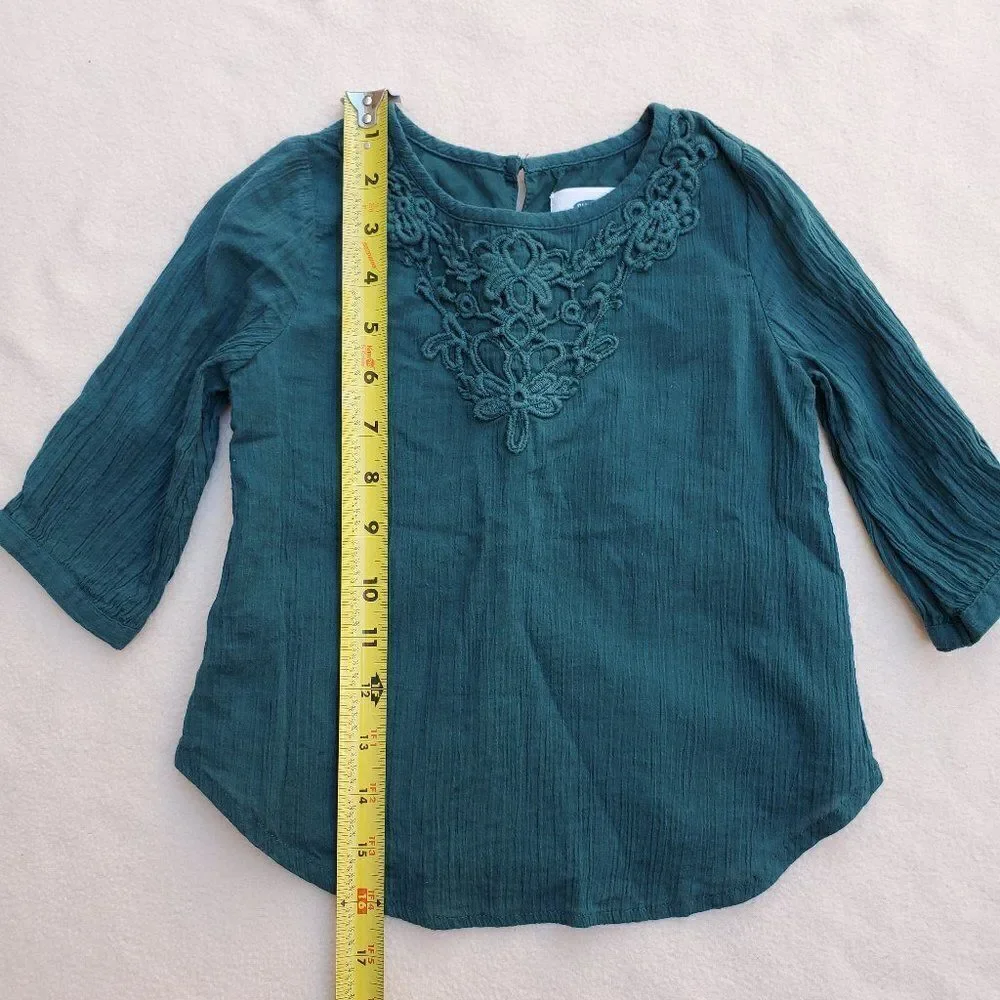 Old Navy green 3/4 sleeve shirt